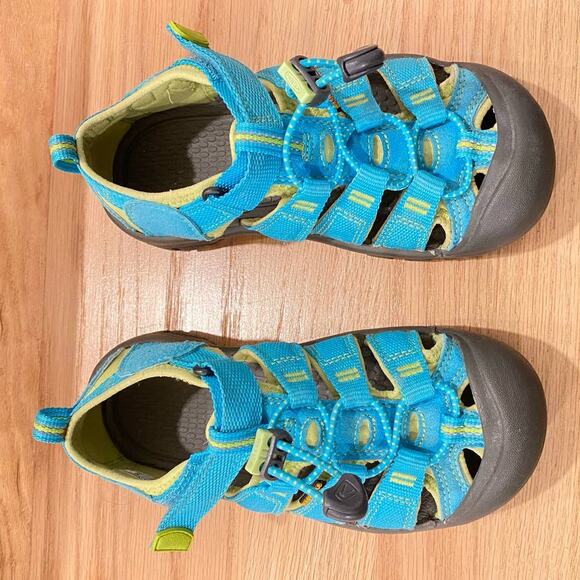 KEEN Newport Kids Blue Water shoes Closed Toe Summer Ready camp Favorite 1us - Picture 6 of 6